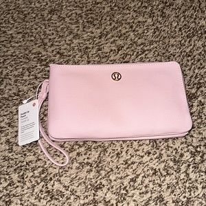 LULU LEMON WRISTLET